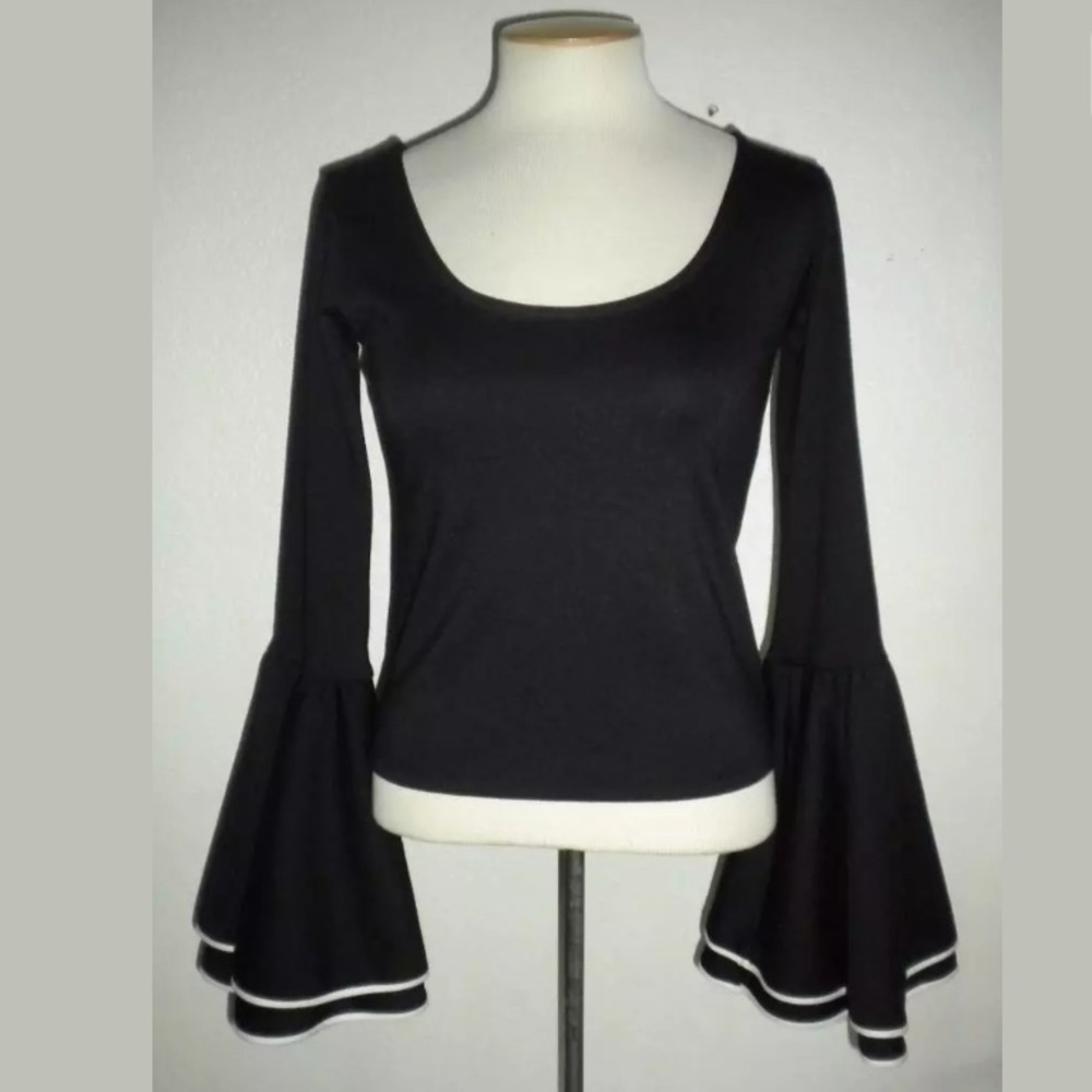 Sold🎈Ronny Kobo Bell sleeve black top S - Picture 3 of 3